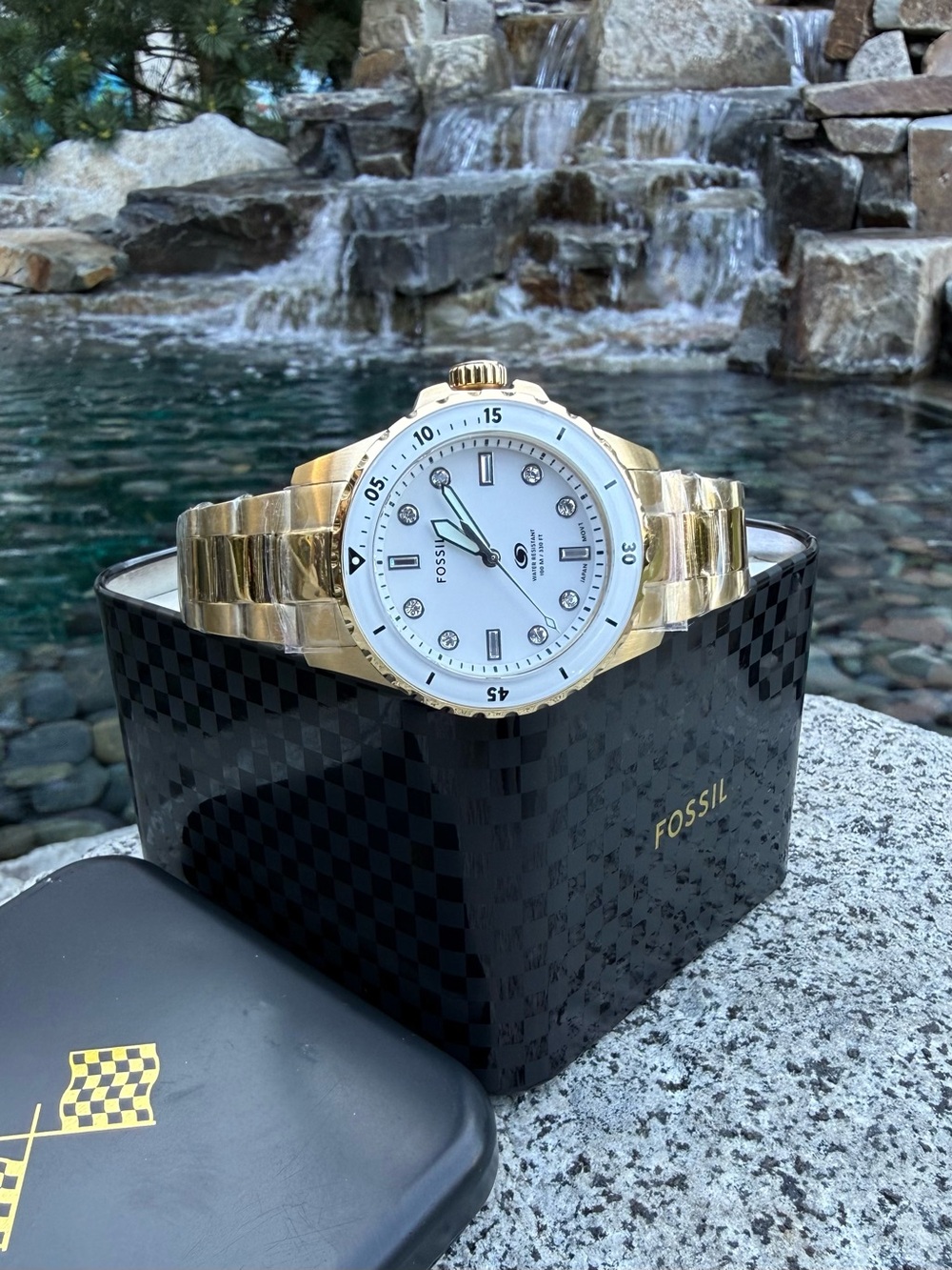 New Fossil Blue Dive Three-Hand Gold-Tone Stainless Steel Watch